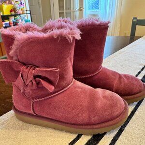 UGG Daelynn Suede Boots Burgundy Pink Purple Youth Size 3